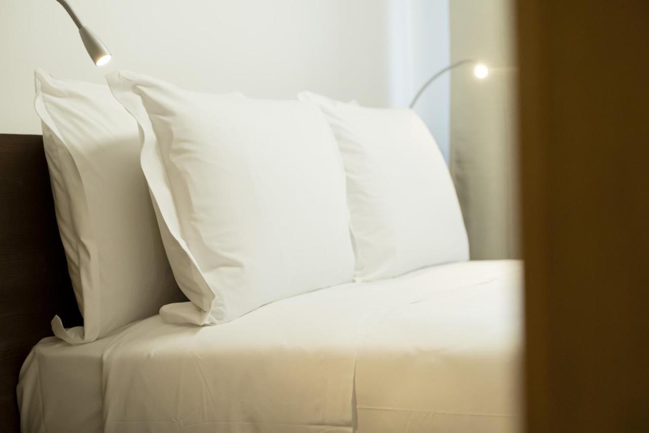Yugogo Pellico 8 Trento Centro Aparthotel Bagian luar foto
